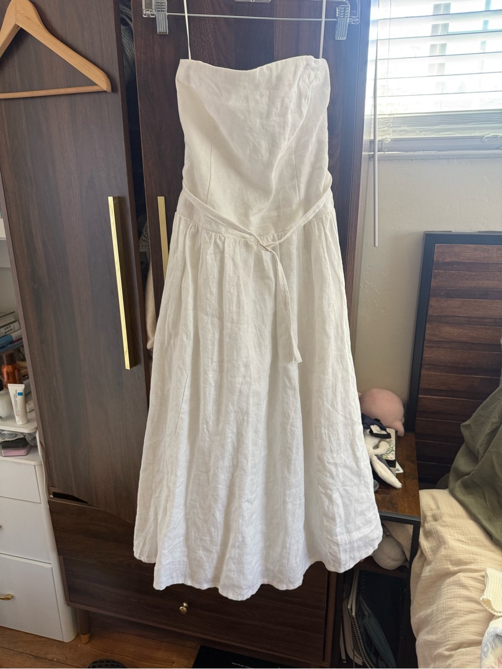 Abercrombie & Fitch Strapless White Linen Midi Dress